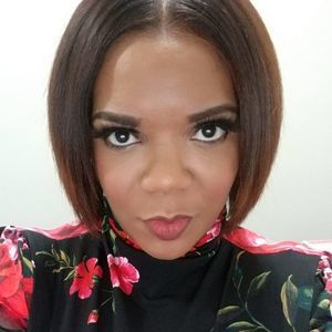 Meet your Posher, Katina